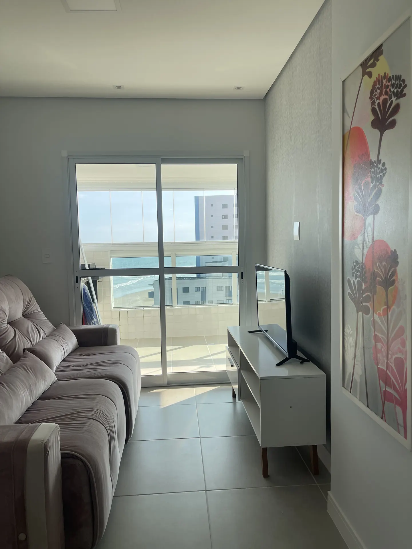 Apartamento à venda em Flórida Praia Grande | Daiana Franco Imóveis - Flórida em Praia Grande - foto 2 - IMG_0774