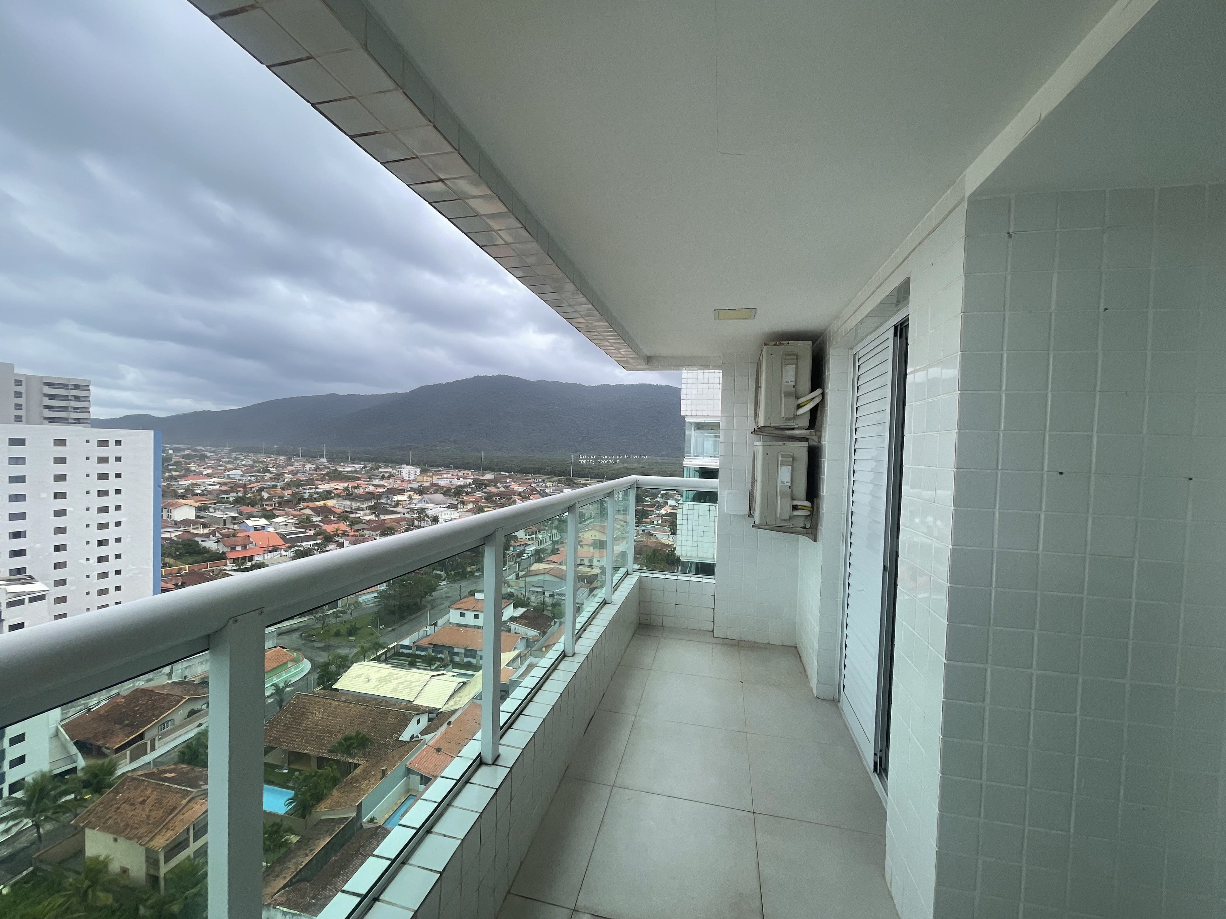 Apartamento para alugar em Flórida Praia Grande | Daiana Franco Imóveis - Flórida em Praia Grande - foto 3 - IMG_6054