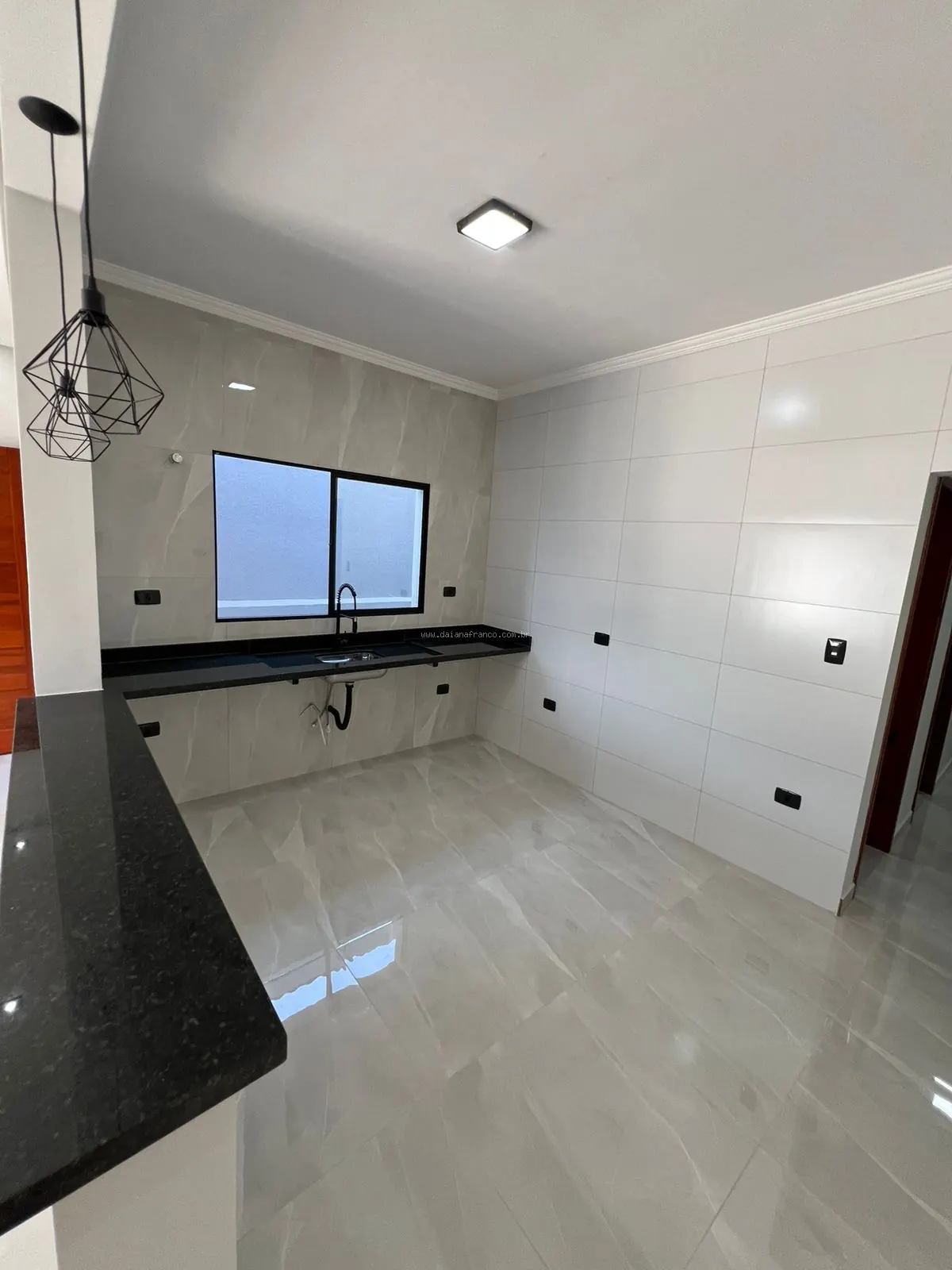 Casa lado praia a venda em Mongaguá - Jussara em Mongaguá - foto 6 - 5b4edaf9-4c5e-44a5-81db-63aa6133ea45