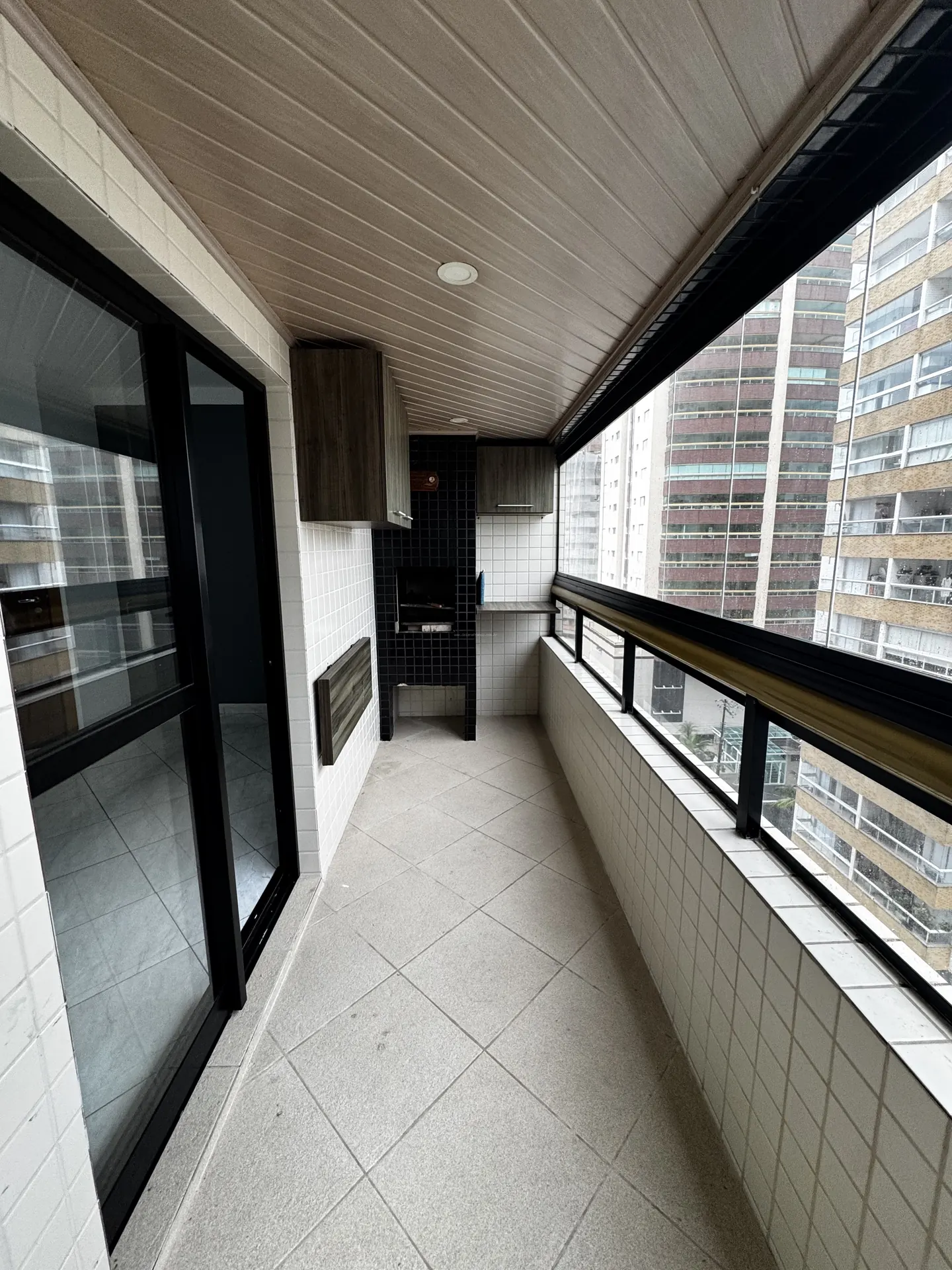 Apartamento com 3 sacadas