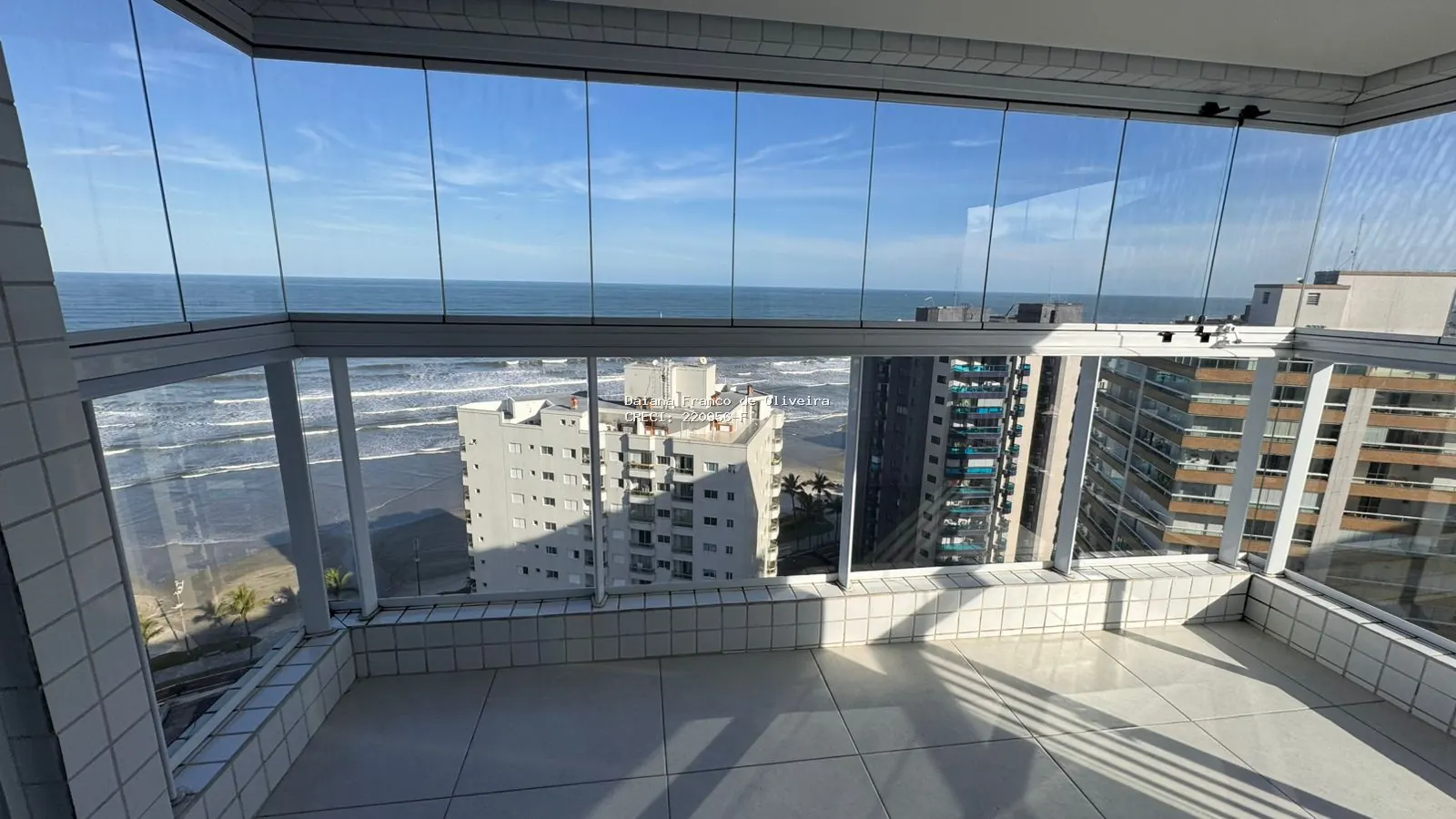 🌊 Apartamento Vista Mar Espetacular a Apenas 100 Metros da Praia! - Caiçara em Praia Grande - foto 18 - 3 SACADA (1)