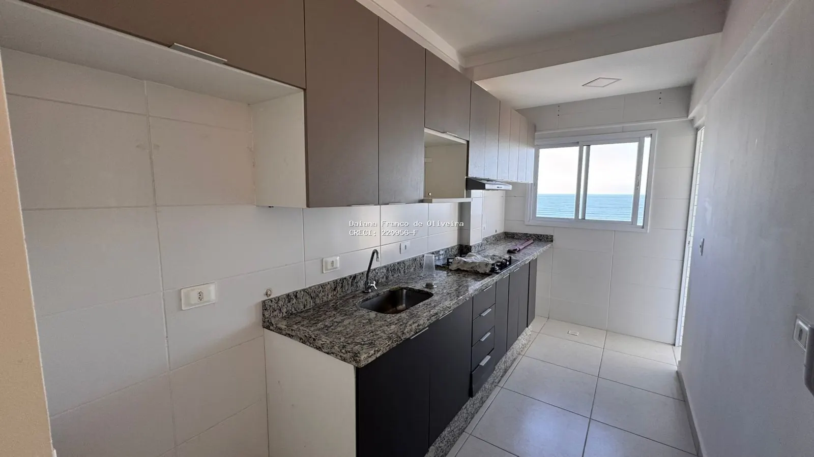 🌊 Apartamento Vista Mar Espetacular a Apenas 100 Metros da Praia! - Caiçara em Praia Grande - foto 17 - 4 COZINHA (1)