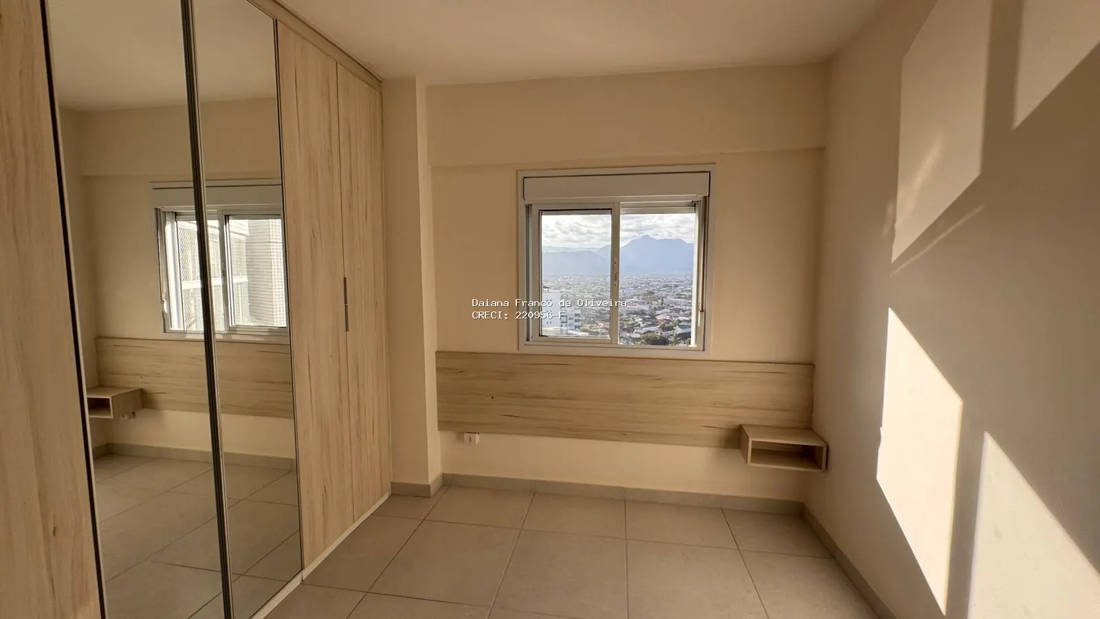 🌊 Apartamento Vista Mar Espetacular a Apenas 100 Metros da Praia! - Caiçara em Praia Grande - foto 14 - 8 SUÍTE