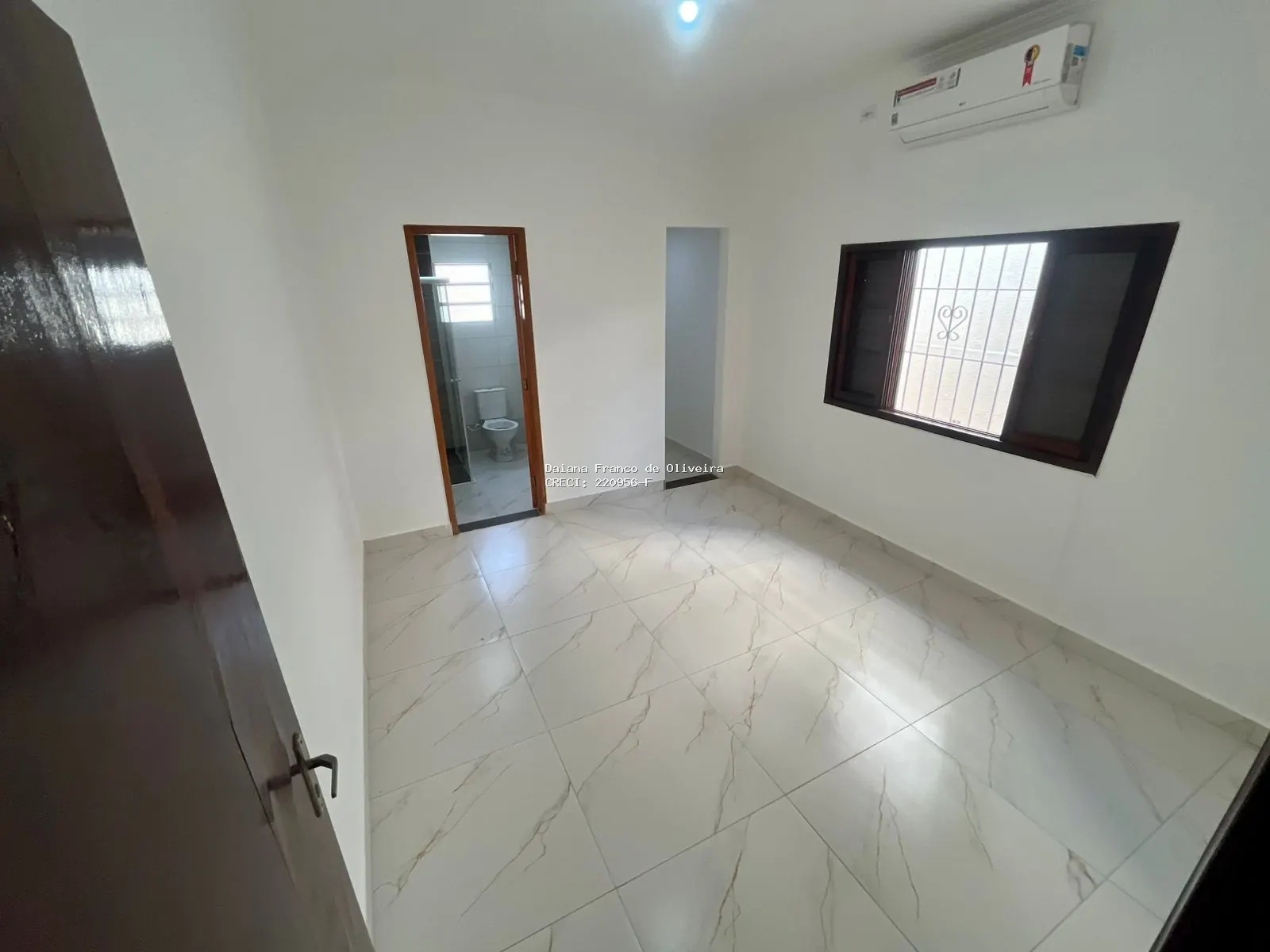 Casa 2 Dormitórios (1 Suíte com Closet) + Edícula – Aviação (Lado Praia) - Aviação em Praia Grande - foto 16 - IMG_5486