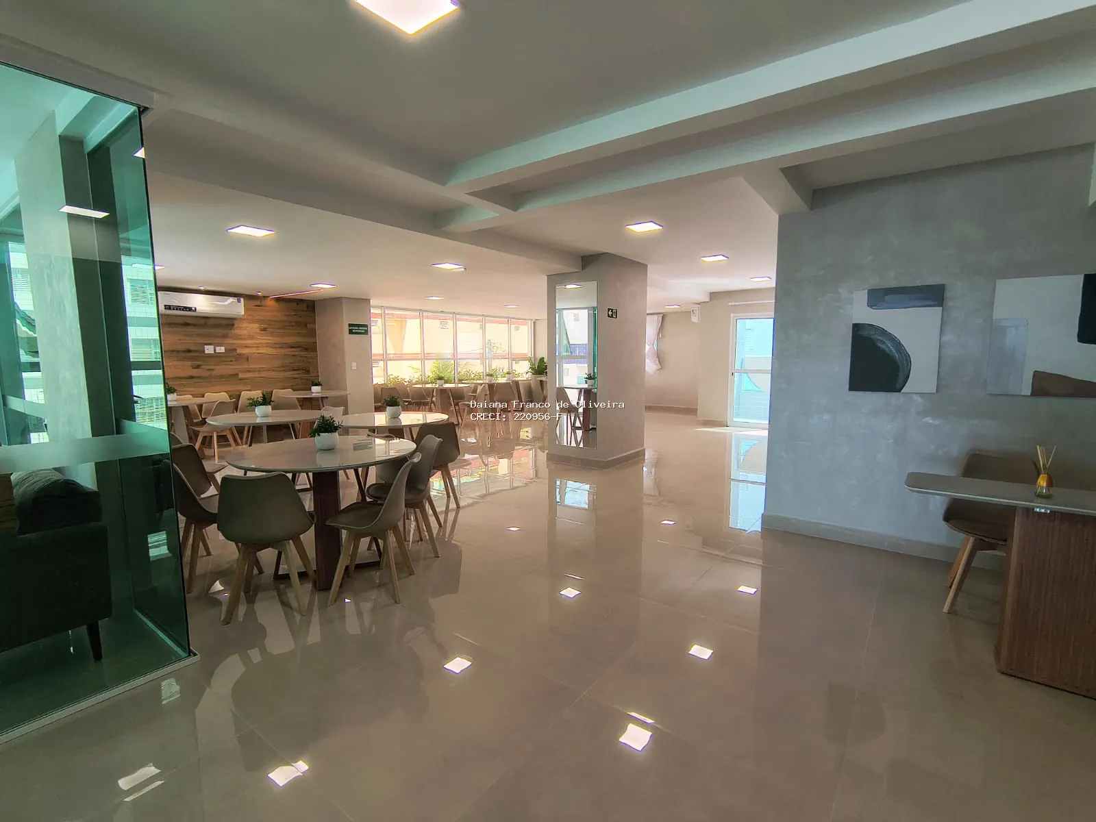 Apartamento à venda em Guilhermina Praia Grande | Daiana Franco Imóvei - Guilhermina em Praia Grande - foto 8 - WhatsApp Ima…