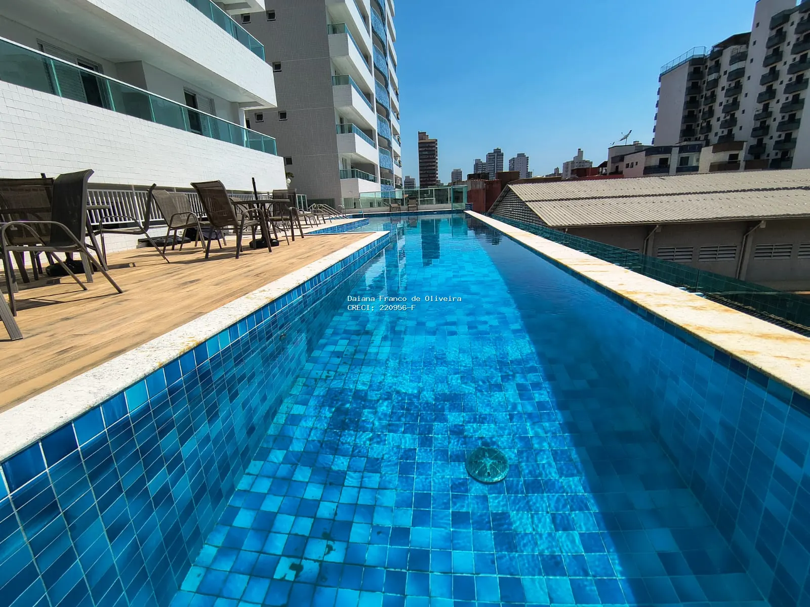 Apartamento à venda em Guilhermina Praia Grande | Daiana Franco Imóvei