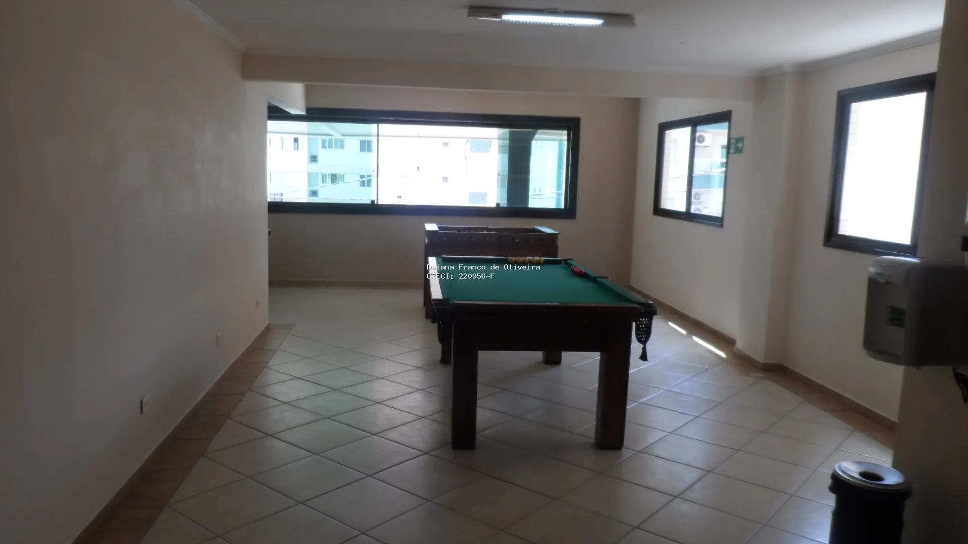 Apartamento à venda em Maracanã Praia Grande | Daiana Franco Imóveis - Guilhermina em Praia Grande - foto 6 - 5-05.SALAO DE…
