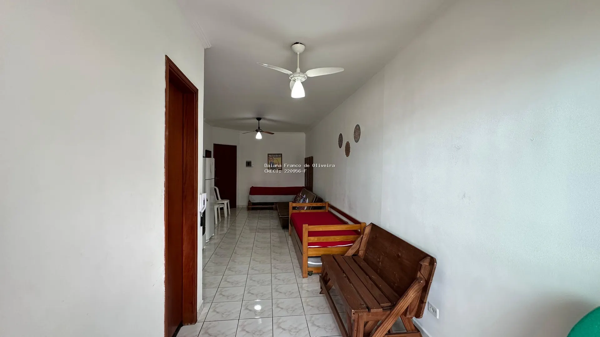 Kitnet à venda em Aviação Praia Grande | Daiana Franco Imóveis - Aviação em Praia Grande - foto 2 - 1-SALA CONJUGADA.