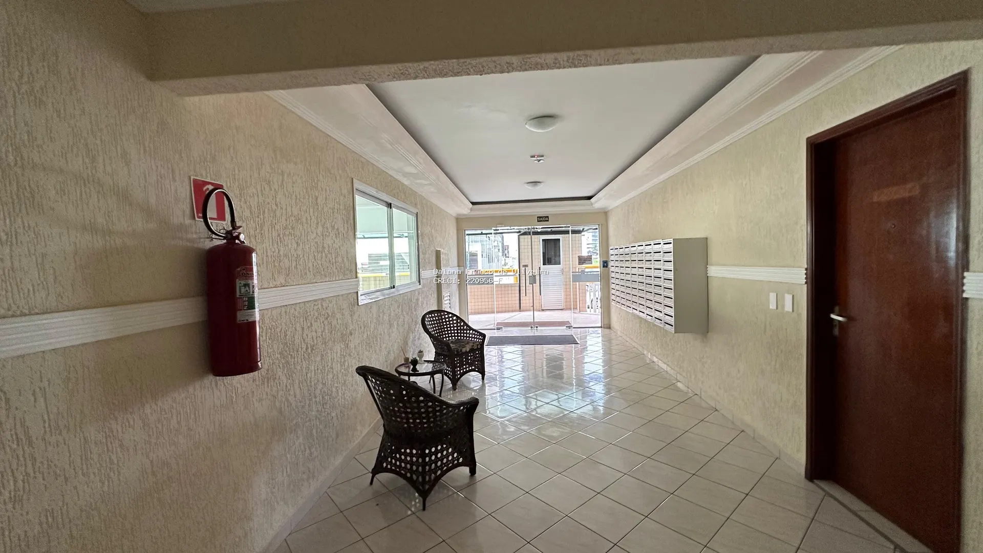 Kitnet à venda em Aviação Praia Grande | Daiana Franco Imóveis - Aviação em Praia Grande - foto 14 - 14-HALL DE ENTRADA