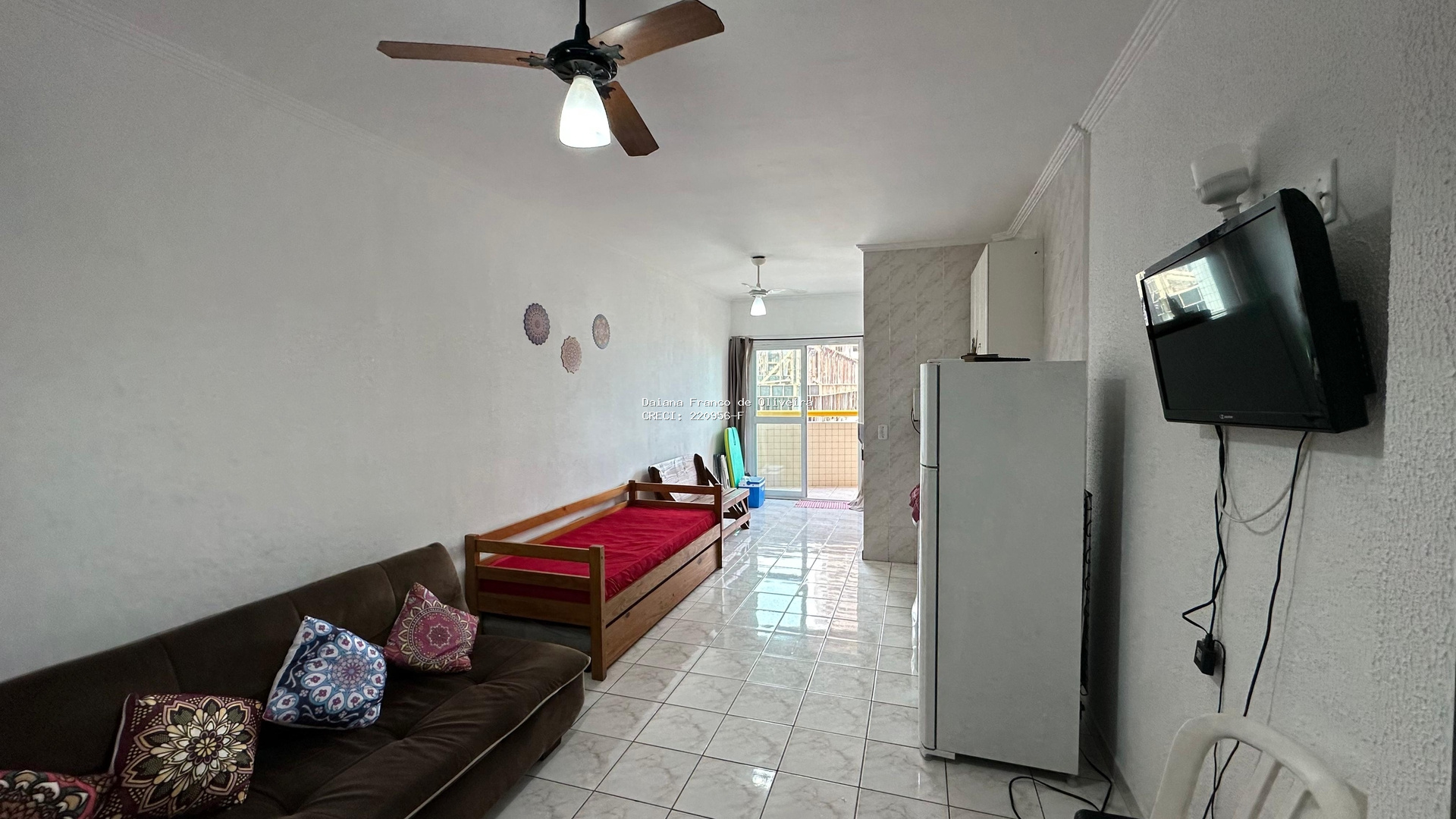 Kitnet à venda em Aviação Praia Grande | Daiana Franco Imóveis - Aviação em Praia Grande - foto 3 - 2-SALA CONJUGADA